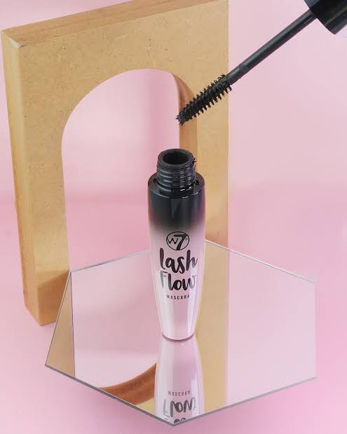 W7 Lash Lift Mascara