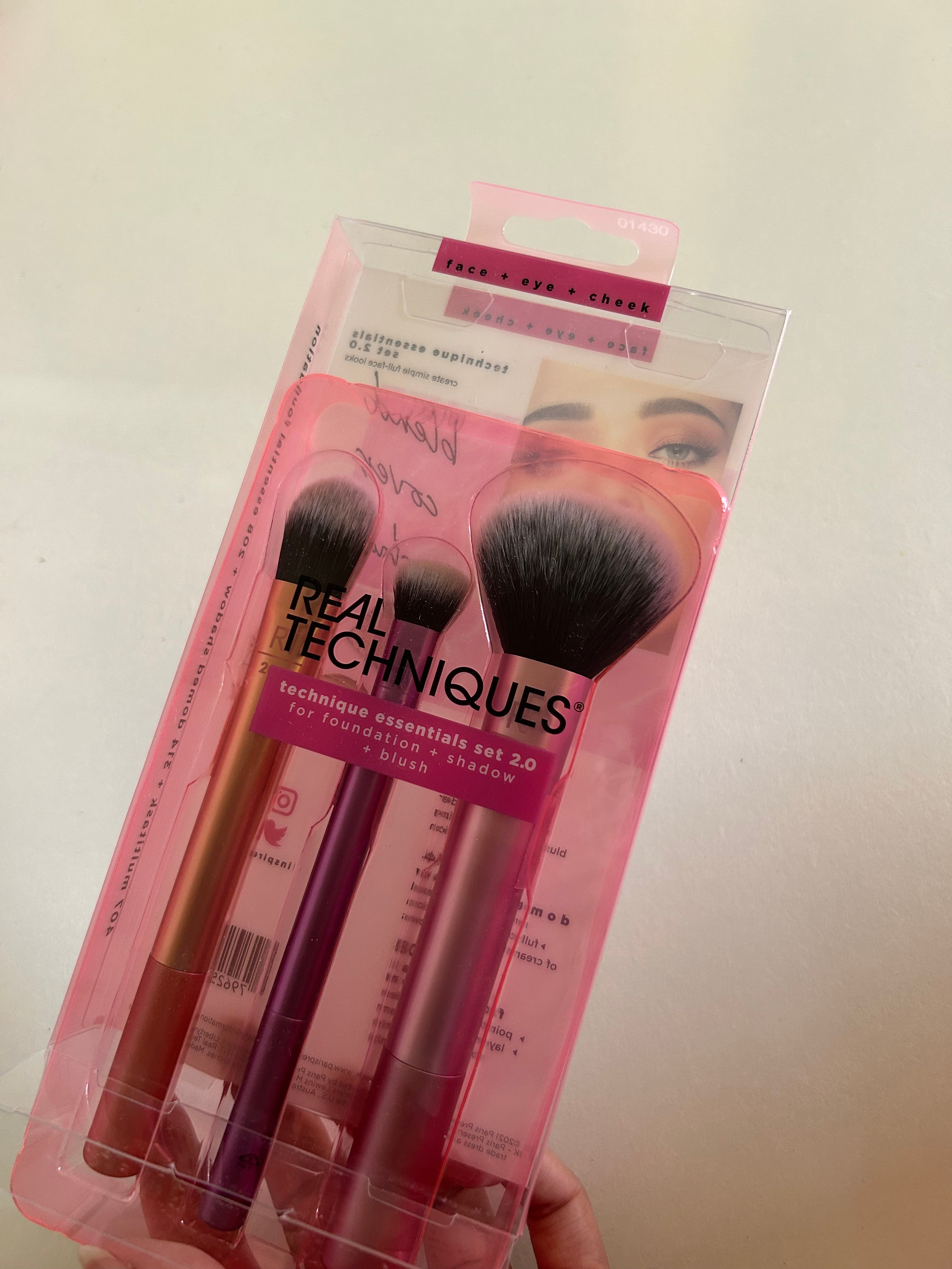 Real Techniques Essentials set 2.0