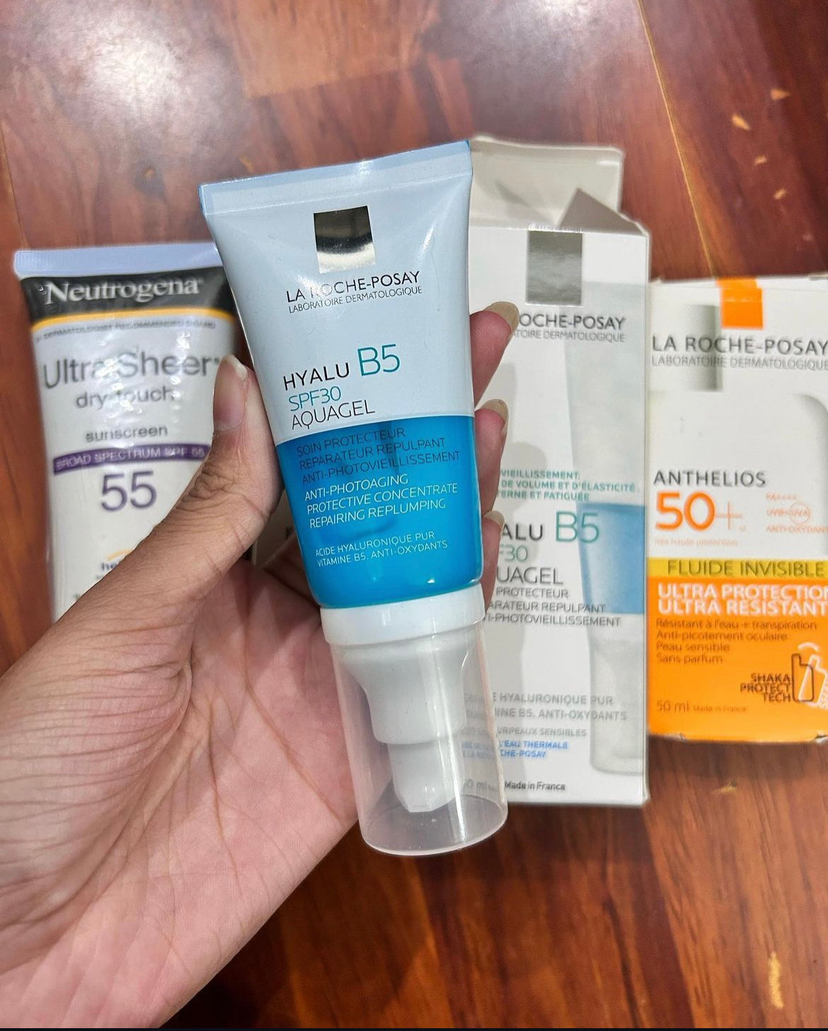 LA Roche Posay HYALU B5 AQUAGEL SPF30