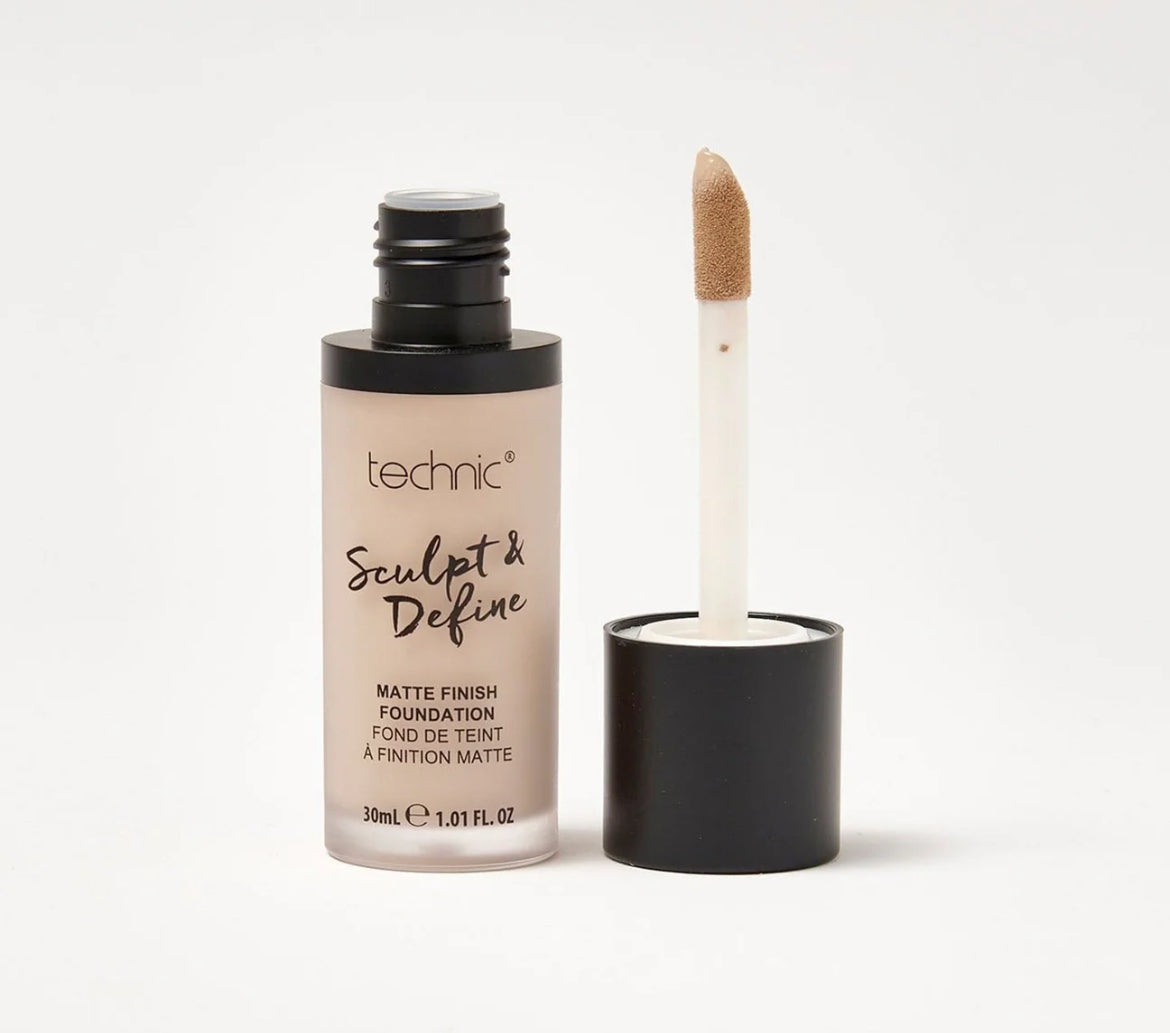 Technic Foundation Sculpt and Design Beige