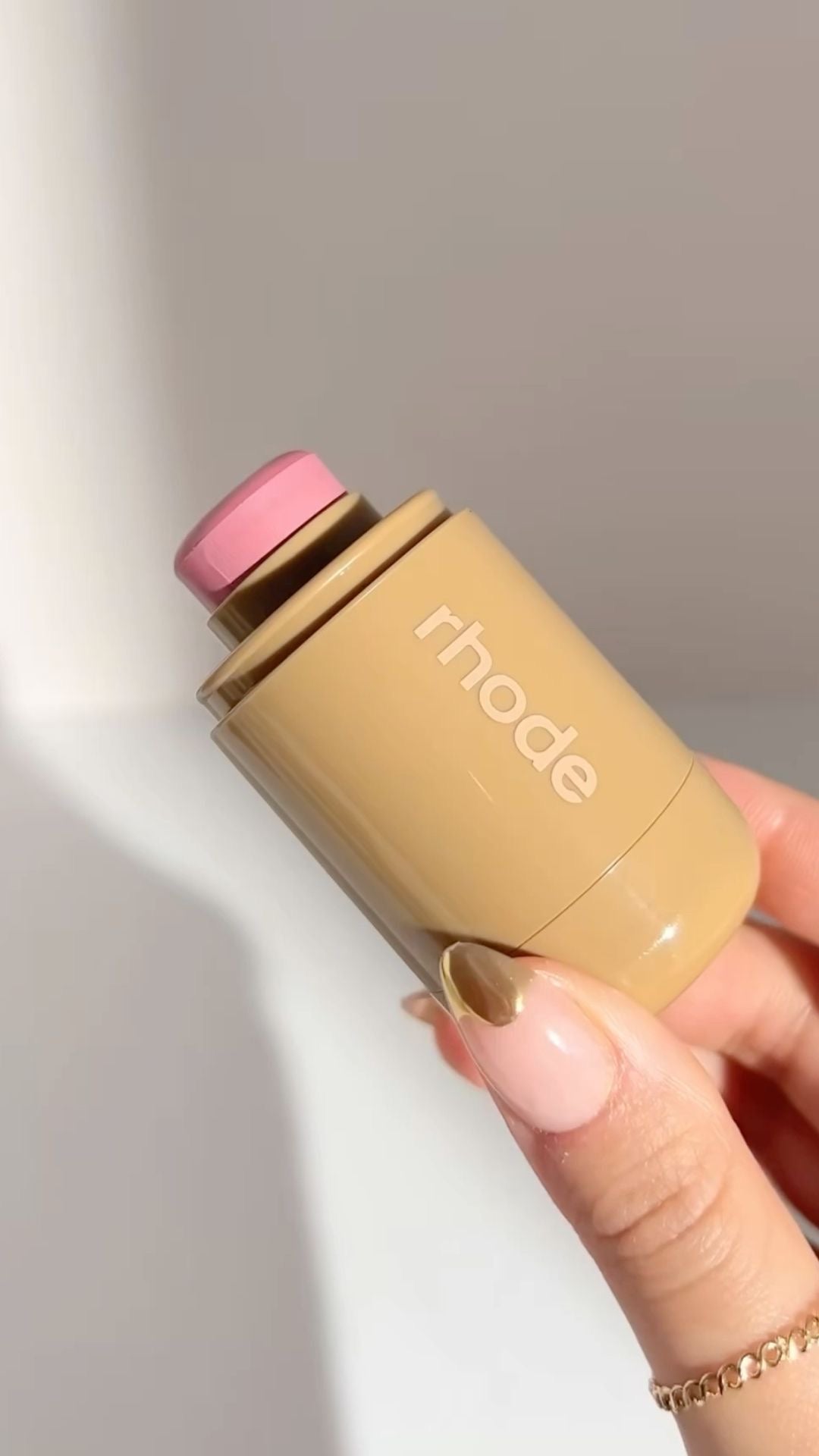 Rhode Piggy pocket blush