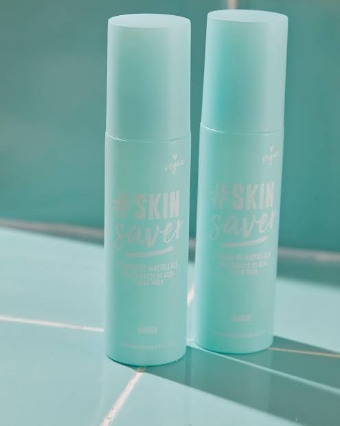 Skin saver makeup fixer